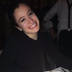 Meet your Posher, Gabriela